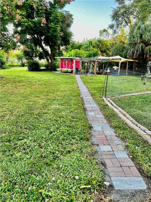 7623/7621  Breeze Drive