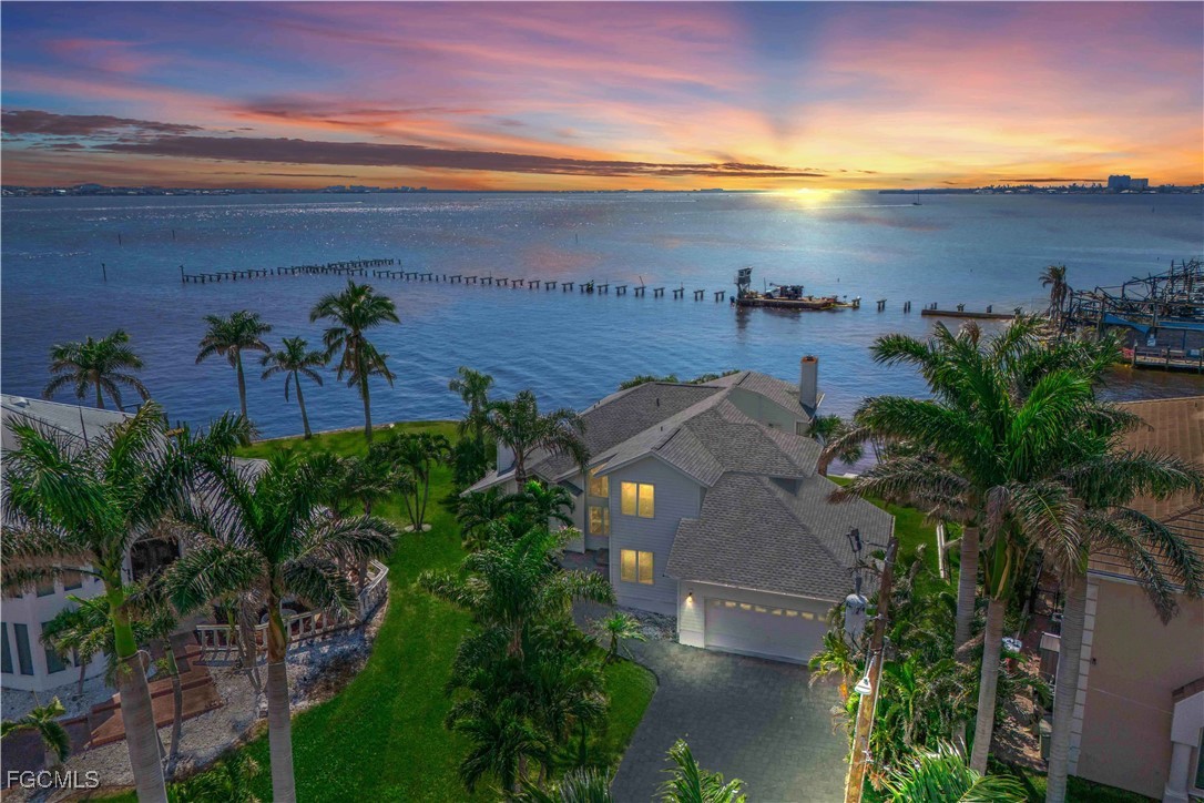 1202  Flamingo Drive