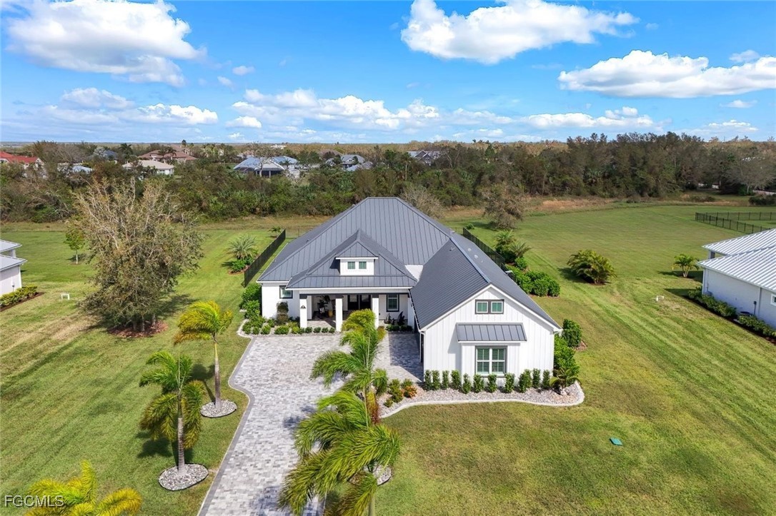 28984  Gin Lane