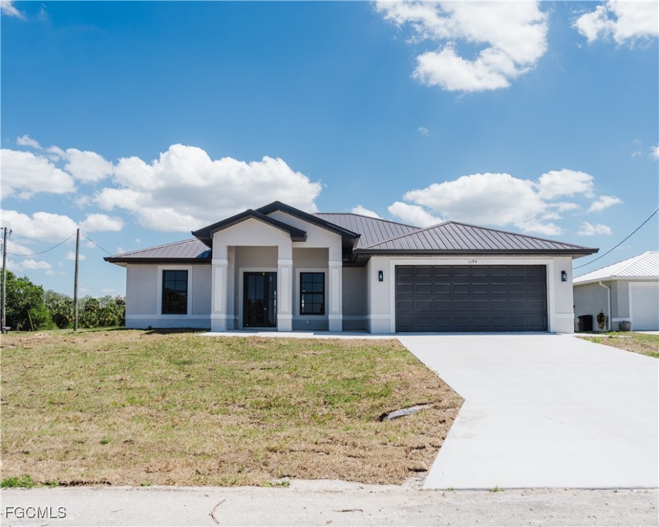 1194  Calico Street