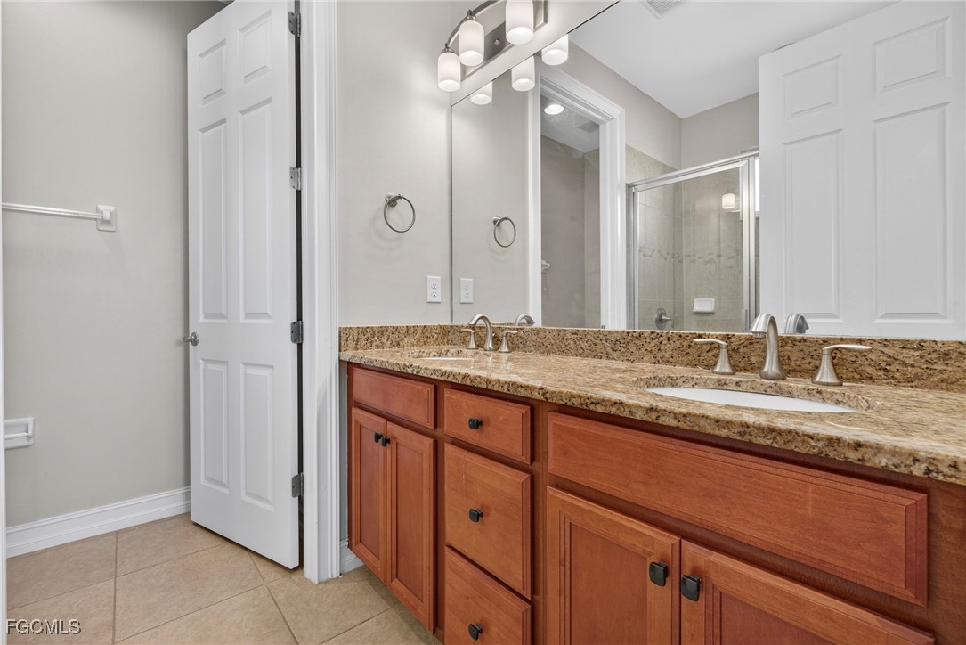 3556  Brittons Court