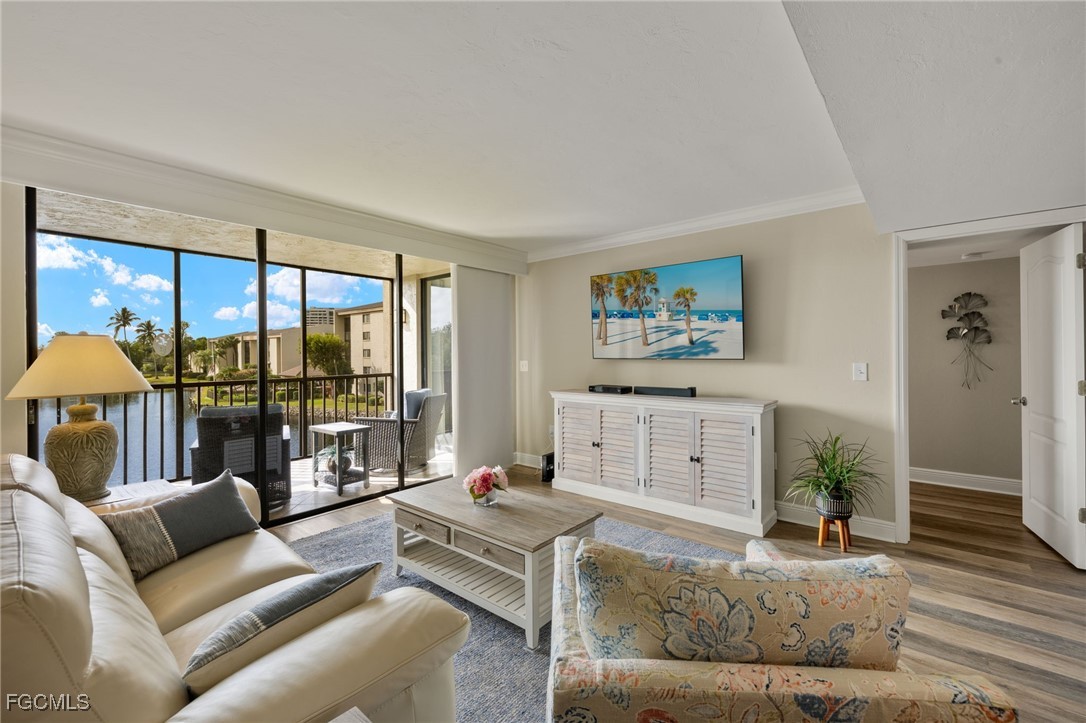 4200  Steamboat Bend, Apt 303