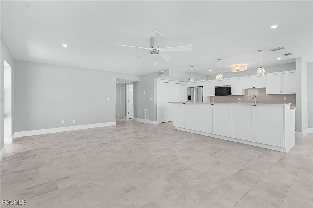 2721 W Gulf Drive, Apt 201