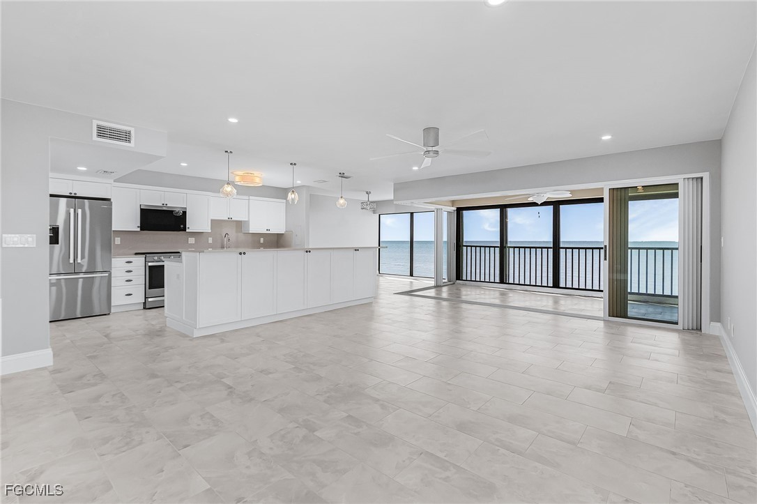 2721 W Gulf Drive, Apt 201