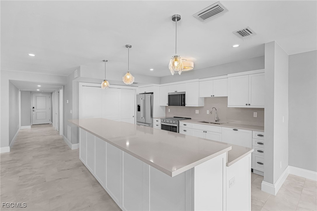 2721 W Gulf Drive, Apt 201