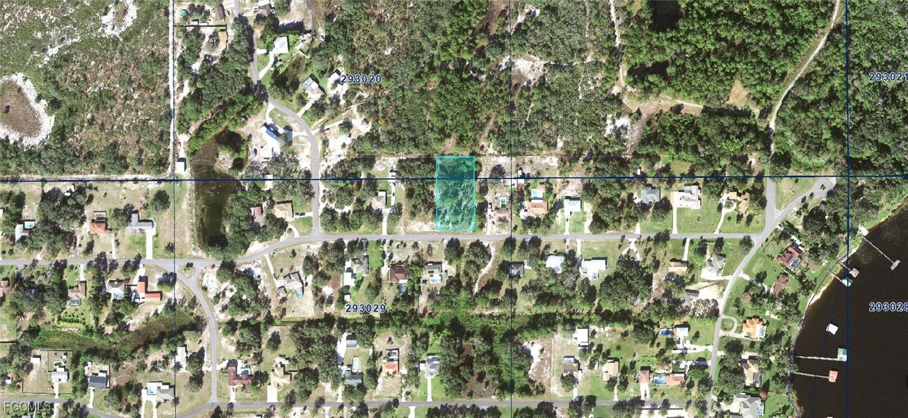 29-30-20-992830-0020  Oakwood Drive