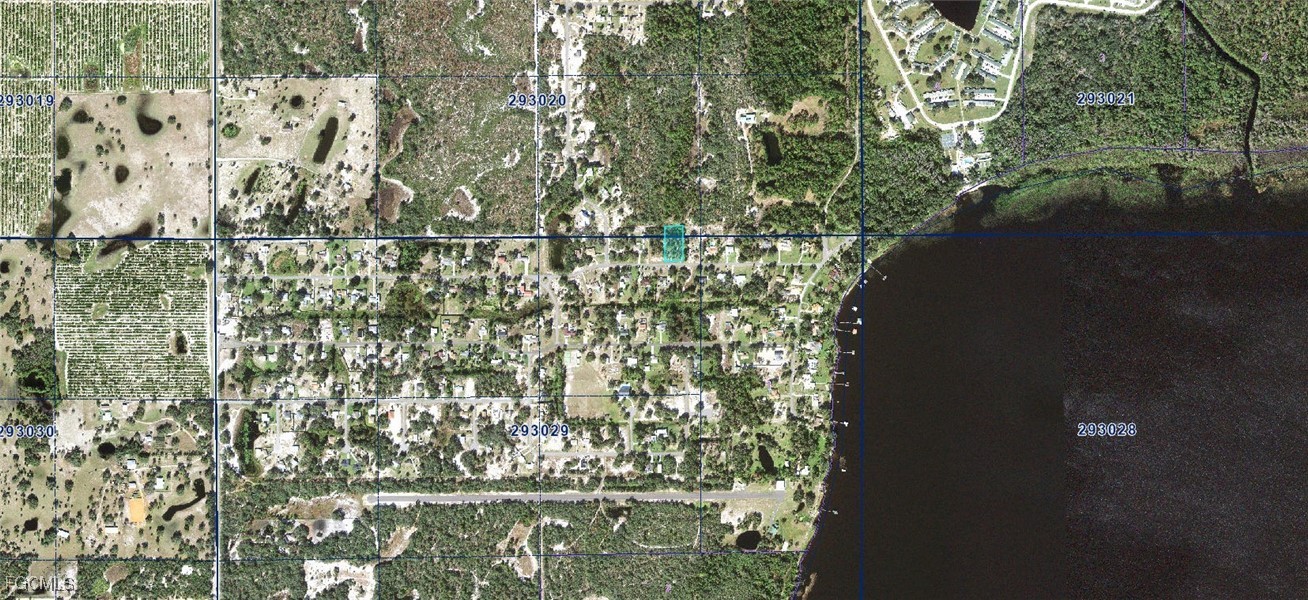 29-30-20-992830-0020  Oakwood Drive