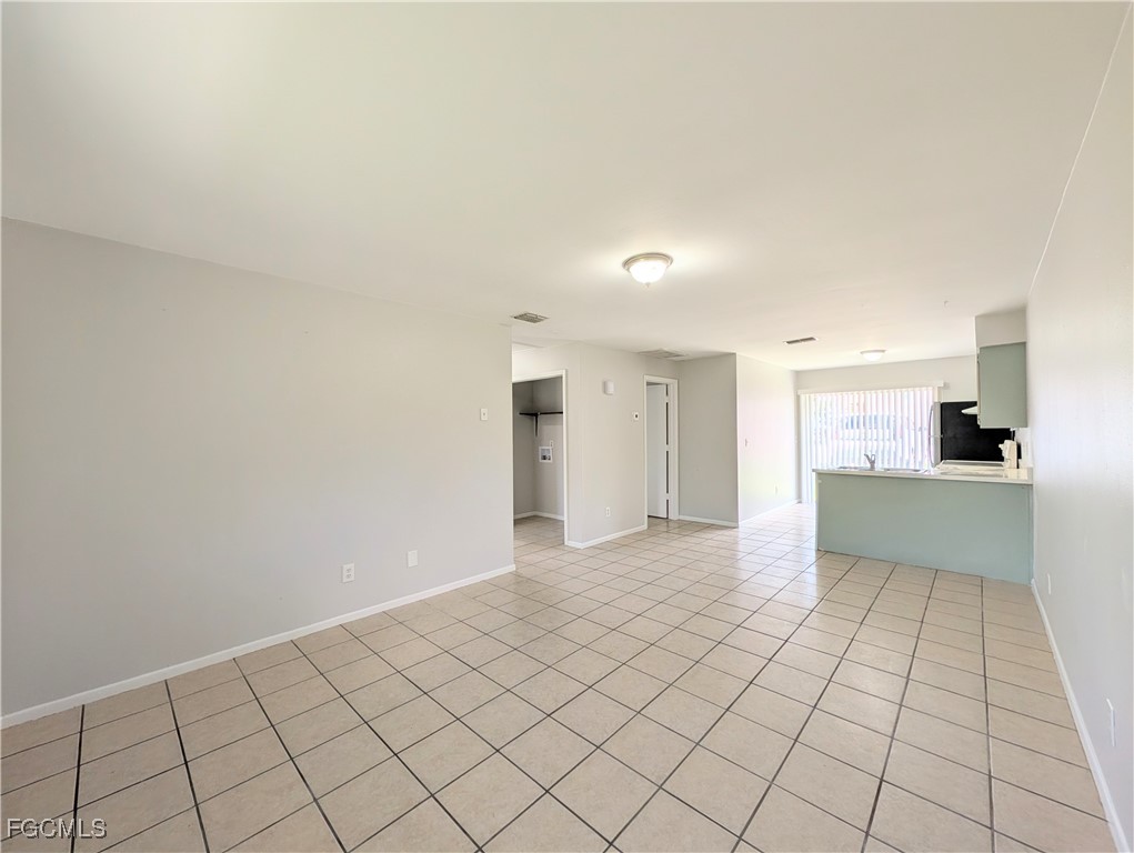 427 NE Pine Island Lane, Apt 1