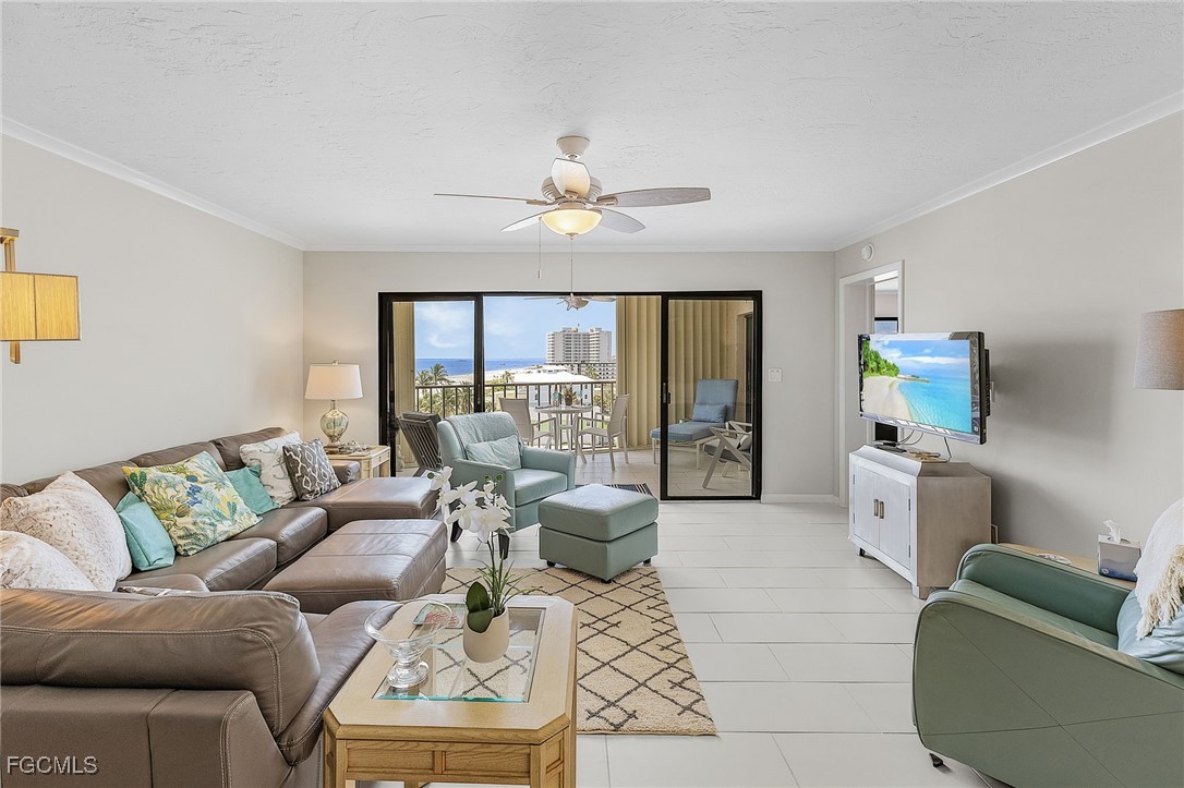 2532  Estero Boulevard, Apt 607