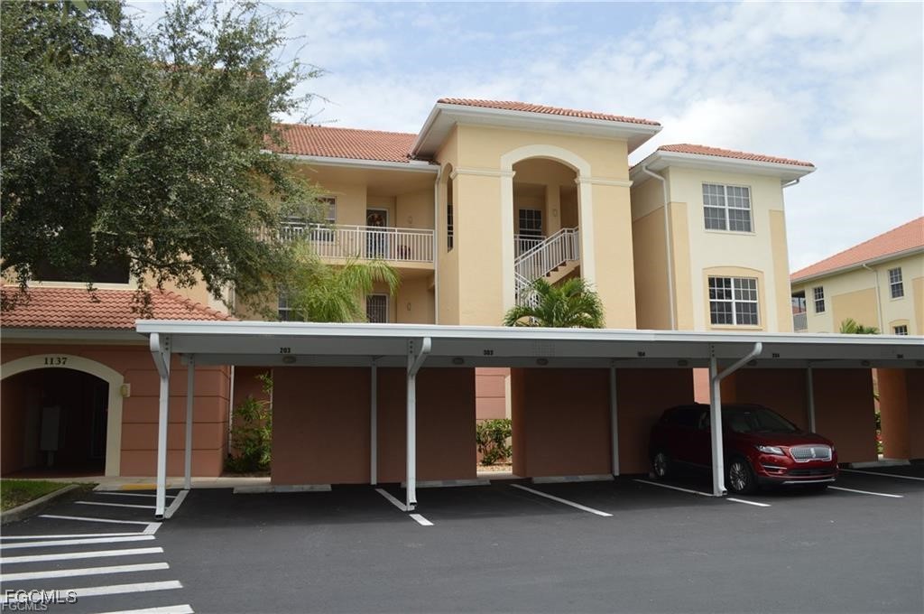 1137  Van Loon Commons Circle, Apt 203