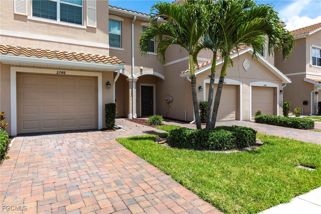2748  Blossom Way