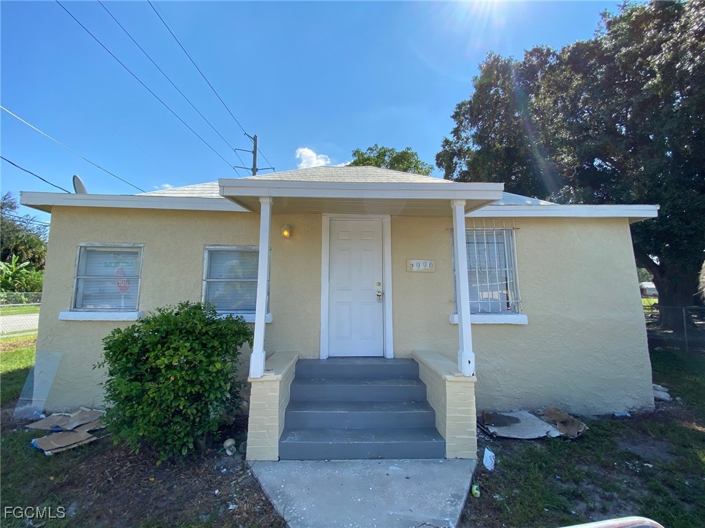 2996  Douglas Avenue