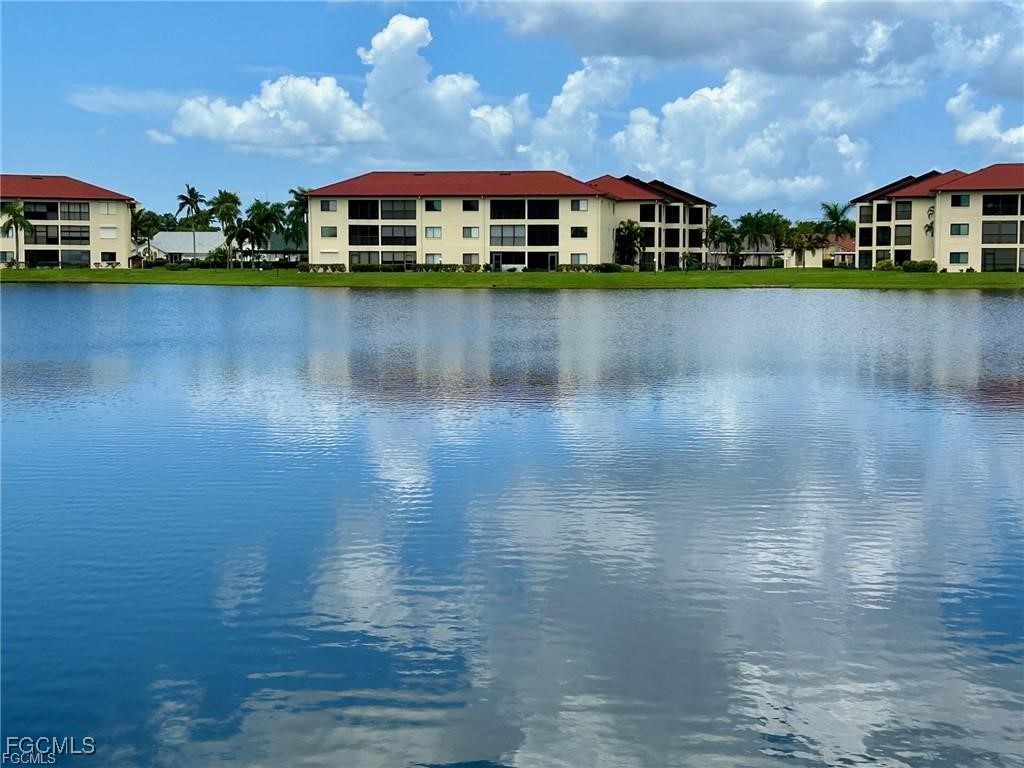 11110  Caravel Circle, Apt 201