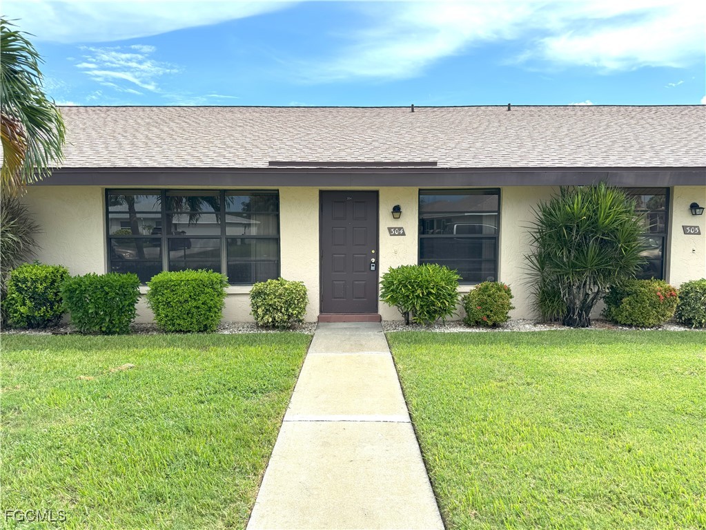 3923 SE 11th Avenue, Apt 304