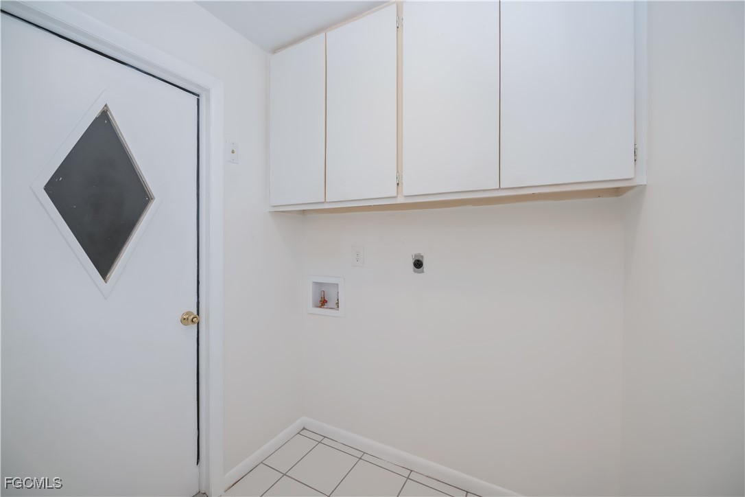 941/939 SE 24th Avenue