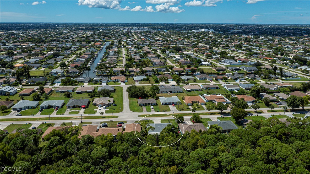 941/939 SE 24th Avenue