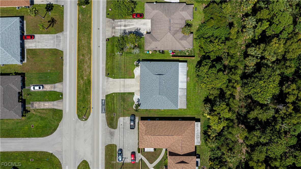 941/939 SE 24th Avenue