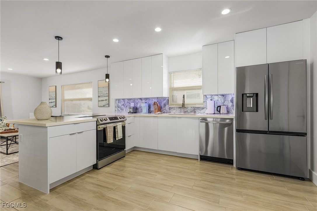 297  Donora Boulevard