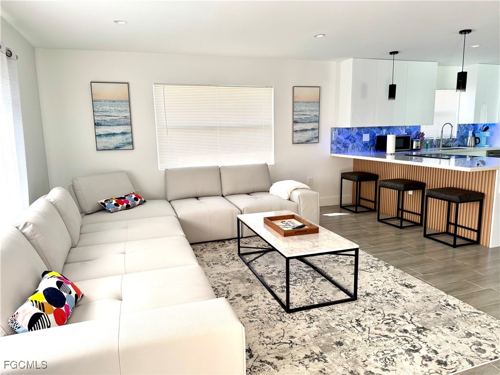 297  Donora Boulevard