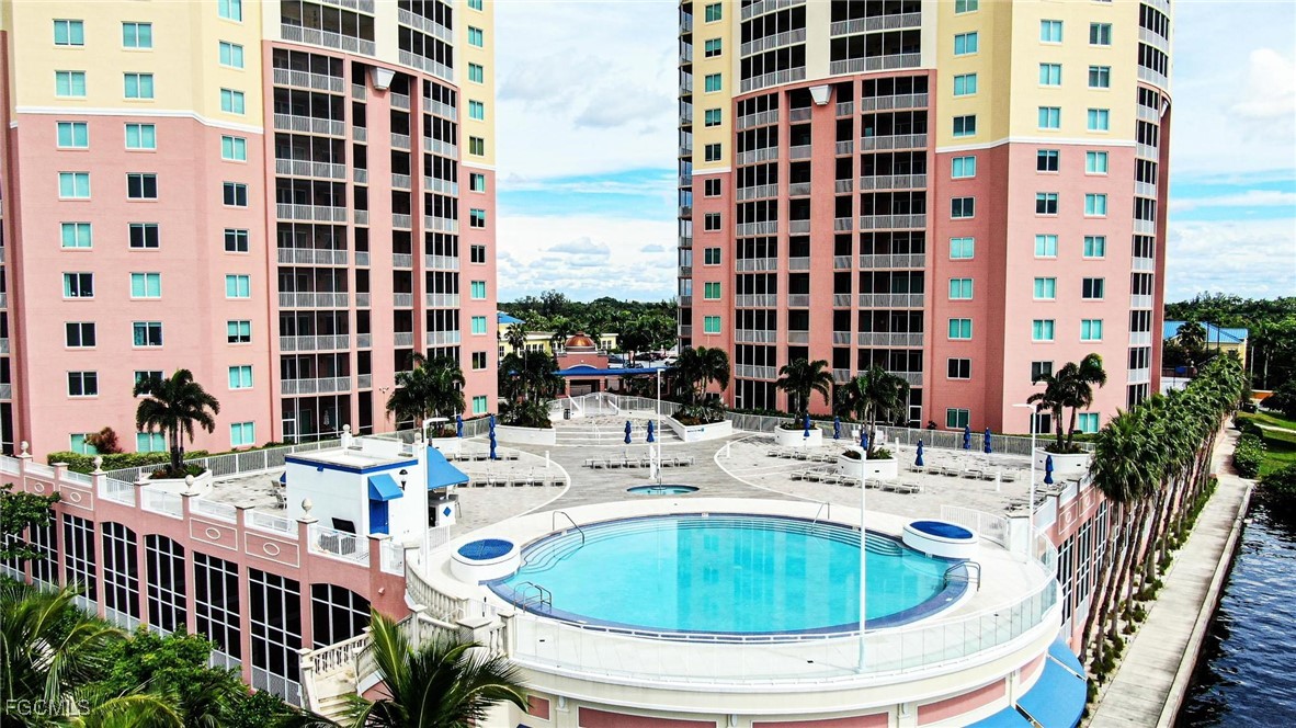 2743  1st Street, Apt 406
