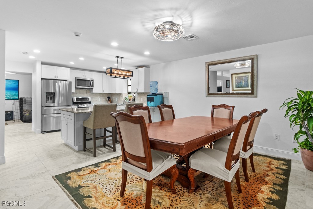 7090  Hendry Creek Drive