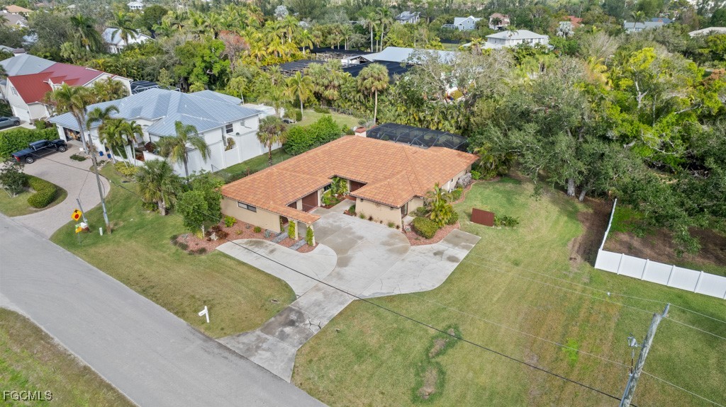 7090  Hendry Creek Drive