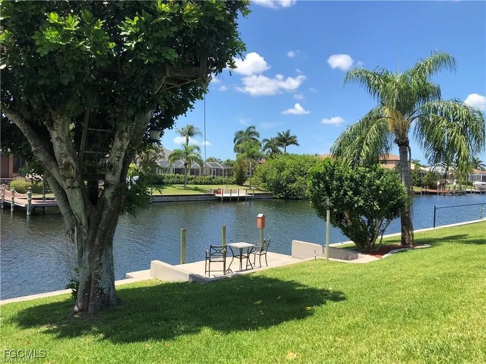 2806 SW 38th Terrace