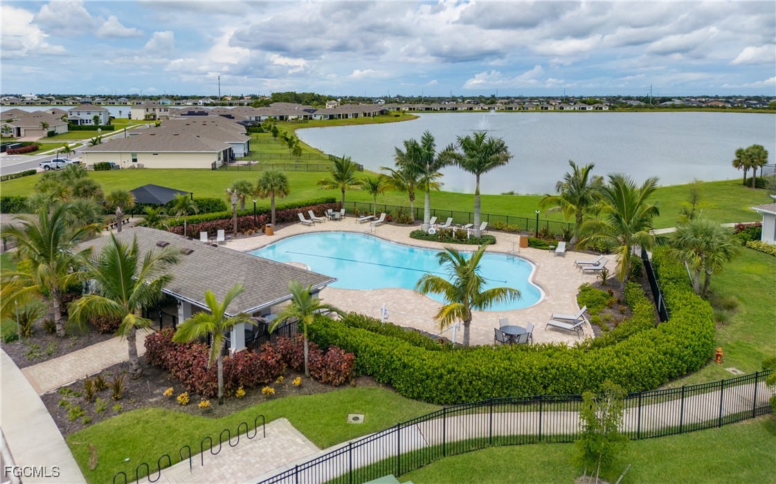 374  Spring Hill Lake Loop
