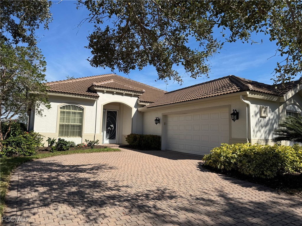 21809  Masters Circle