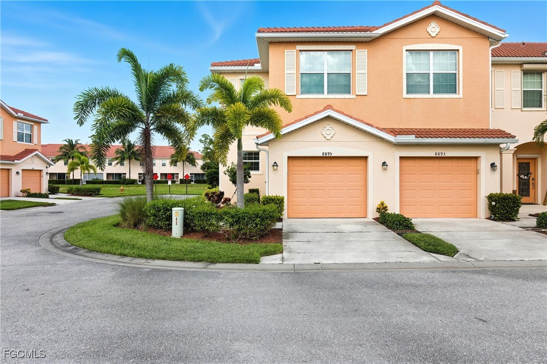 8895  Via Isola Court