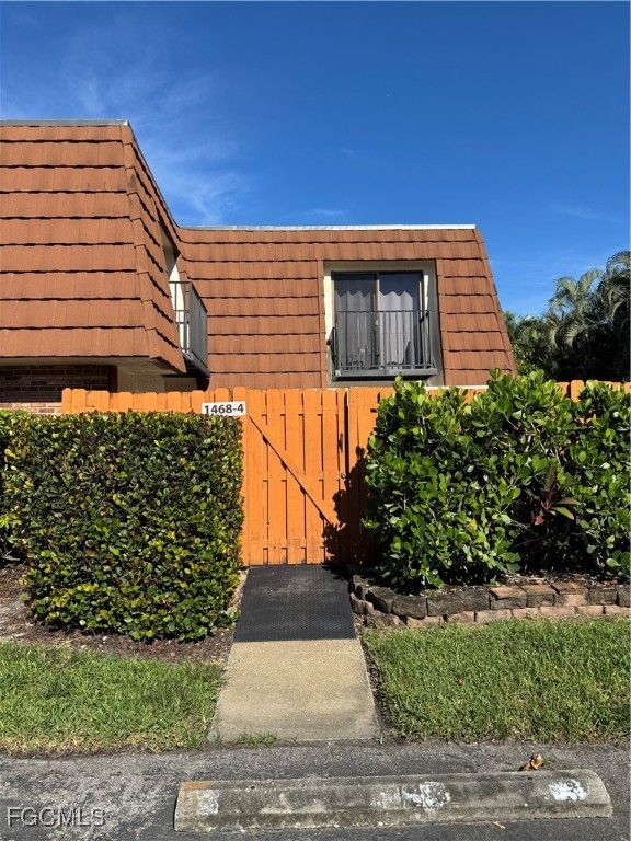 1468  Park Shore Circle, Apt 4