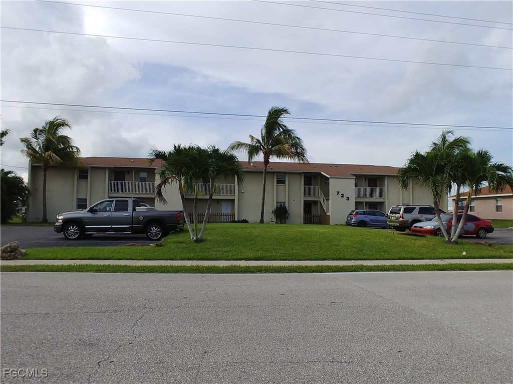 723 SE 10th Street, Apt 3 & 4