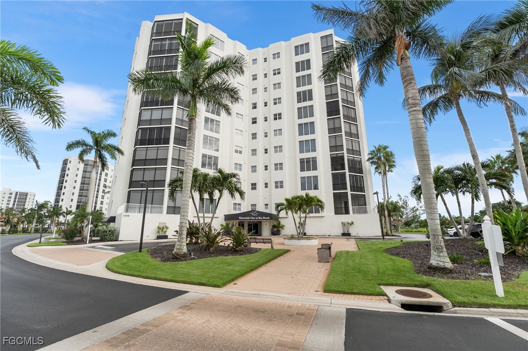 4198  Bay Beach Lane, Apt 126