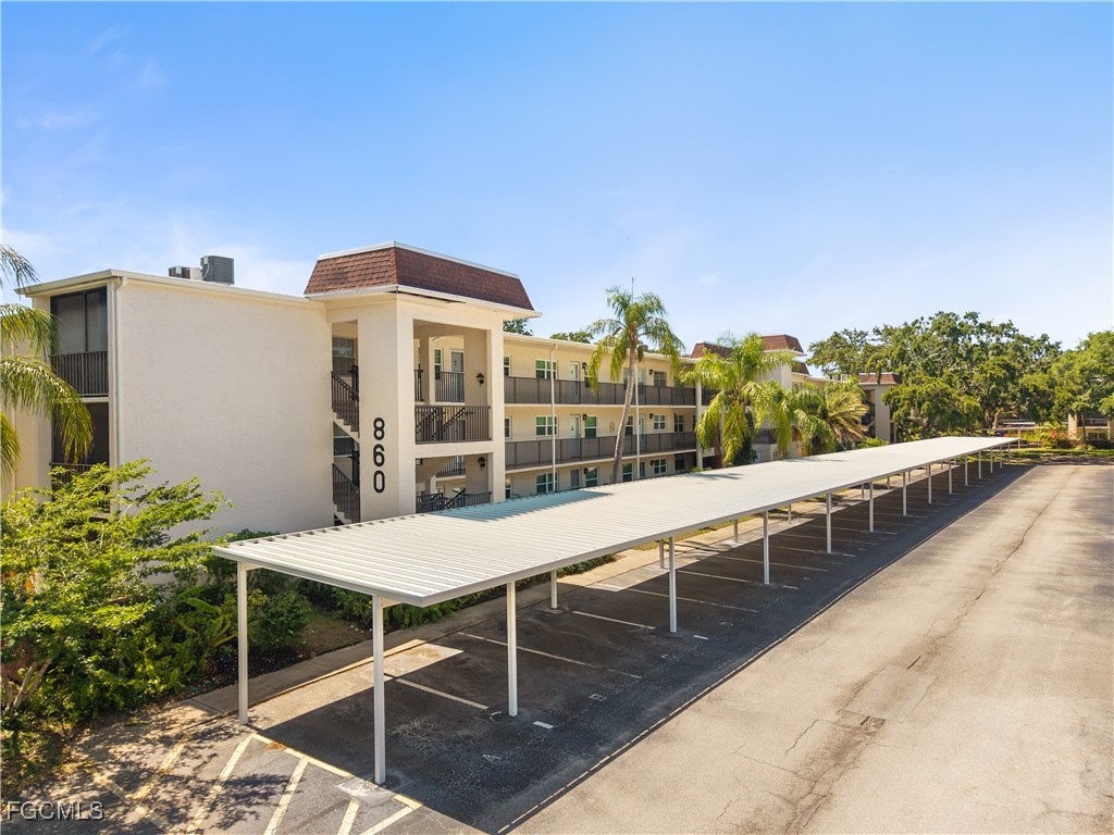 860  Virginia Street, Apt 304