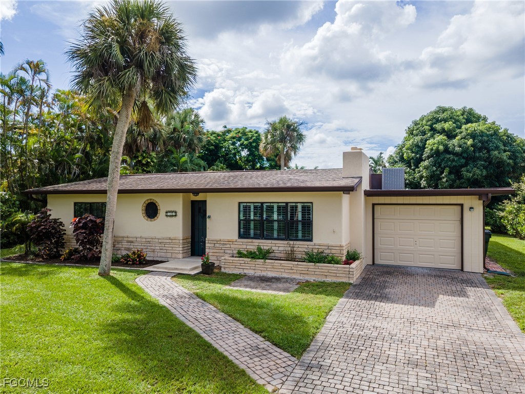 1310  La Faunce Way