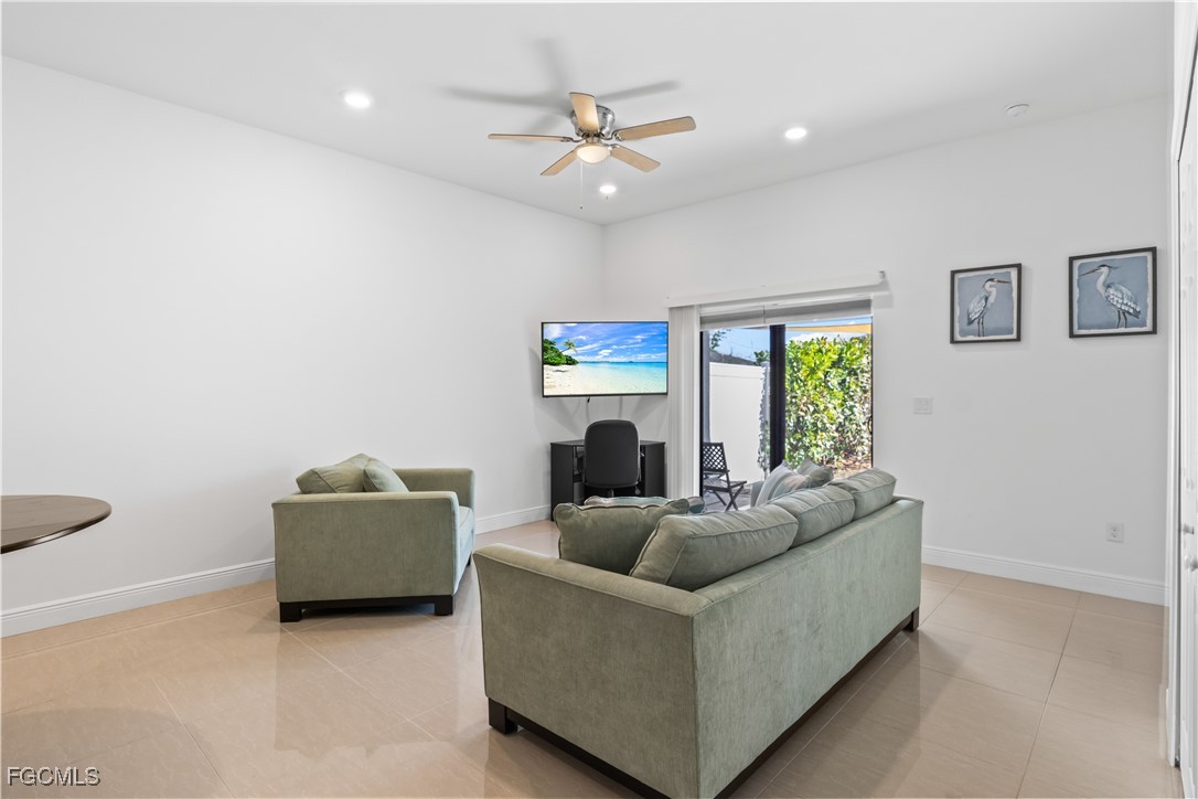 4513/4515 SW 9th Avenue