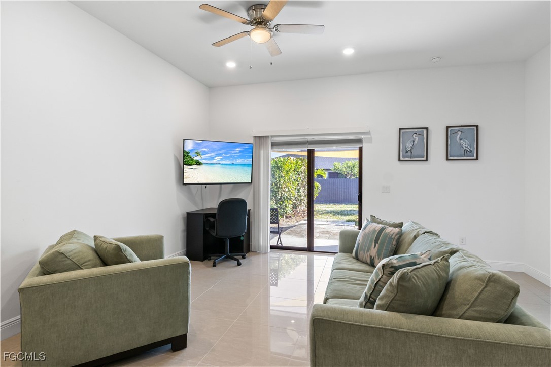 4513/4515 SW 9th Avenue