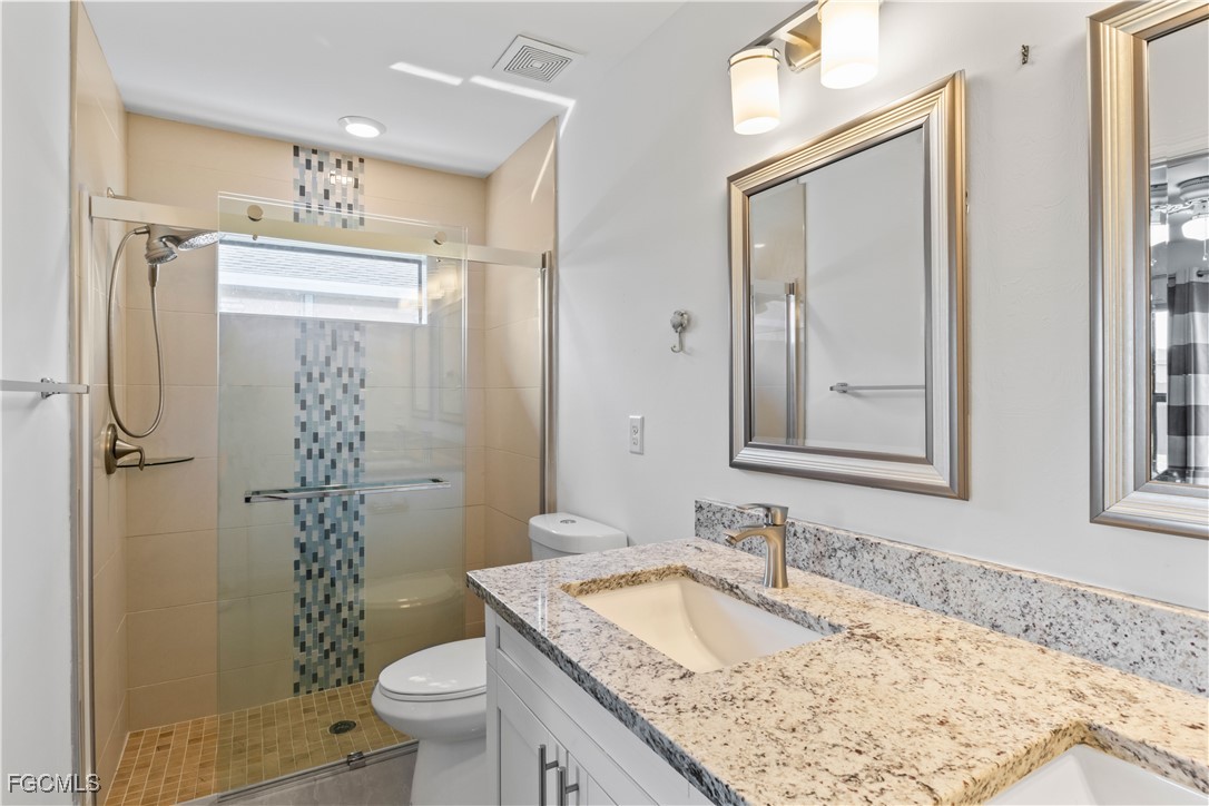 4513/4515 SW 9th Avenue