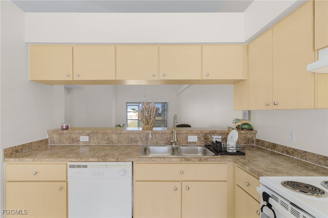 1813/1809  Andalusia Boulevard