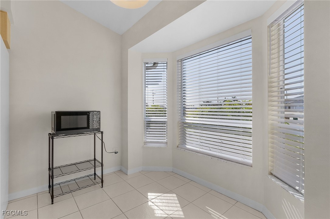1813/1809  Andalusia Boulevard