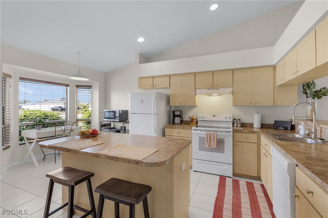 1813/1809  Andalusia Boulevard