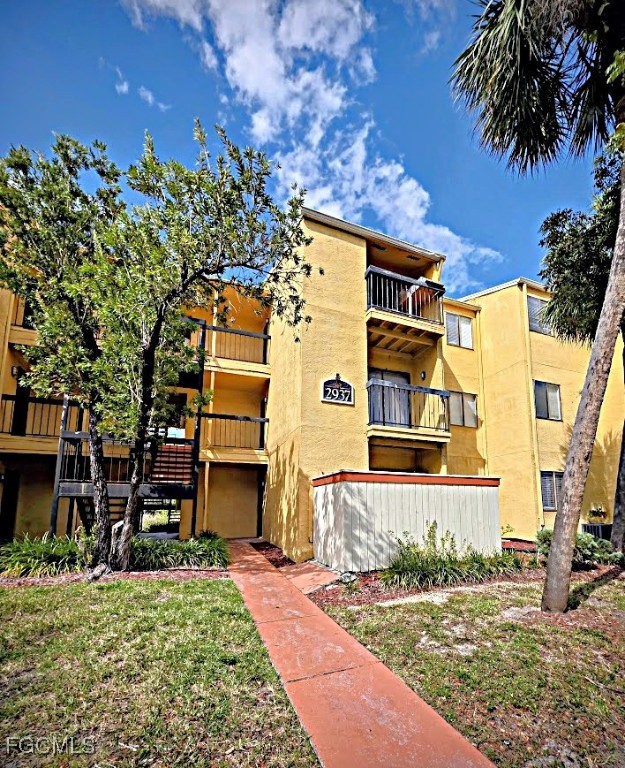 2937  Winkler Avenue, Apt 1201