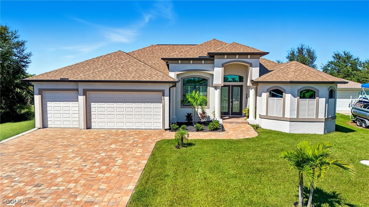 9533  Arnaz Circle