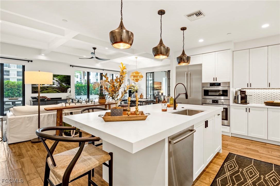 1115  Central Avenue, Apt 256