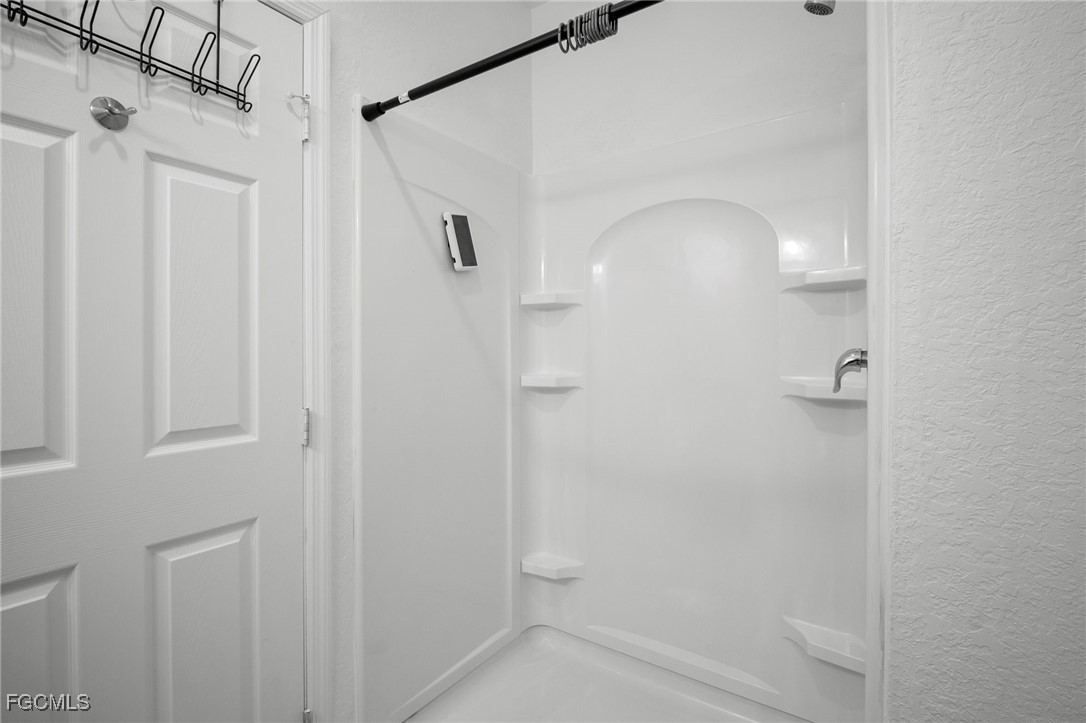 3309  armstrong Court