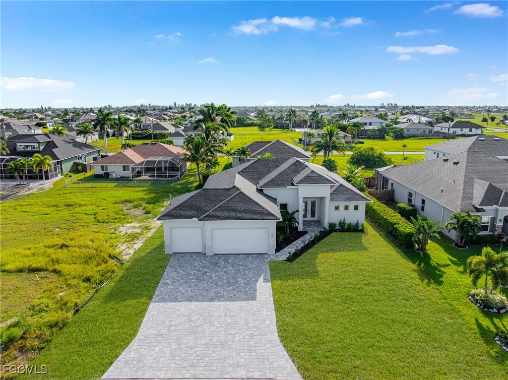 821 NW 37th Place