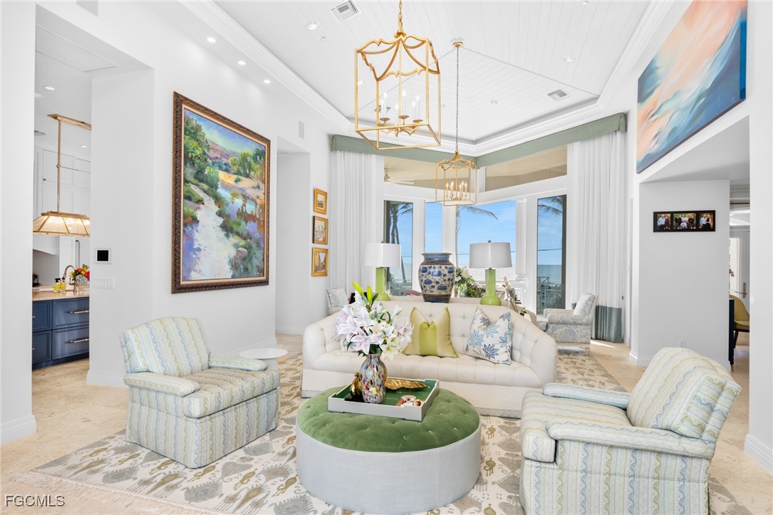 15735/737  Captiva Drive