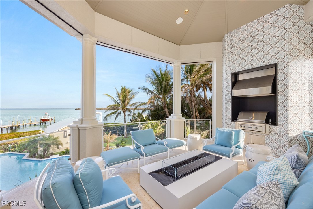 15735/737  Captiva Drive