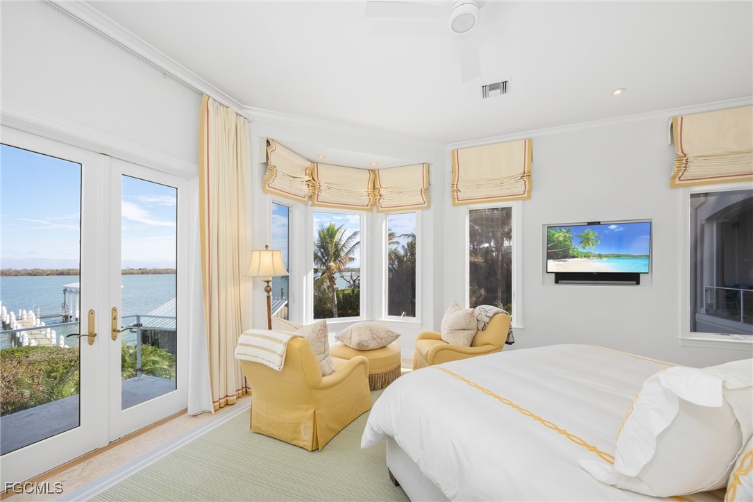 15735/737  Captiva Drive