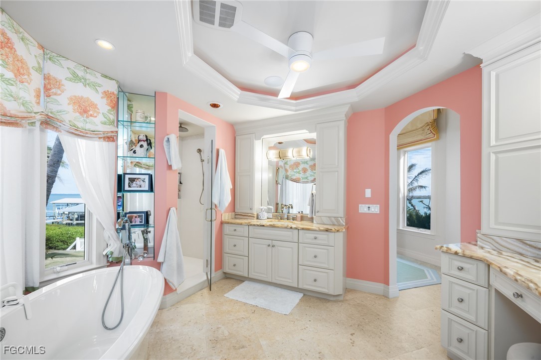 15735/737  Captiva Drive